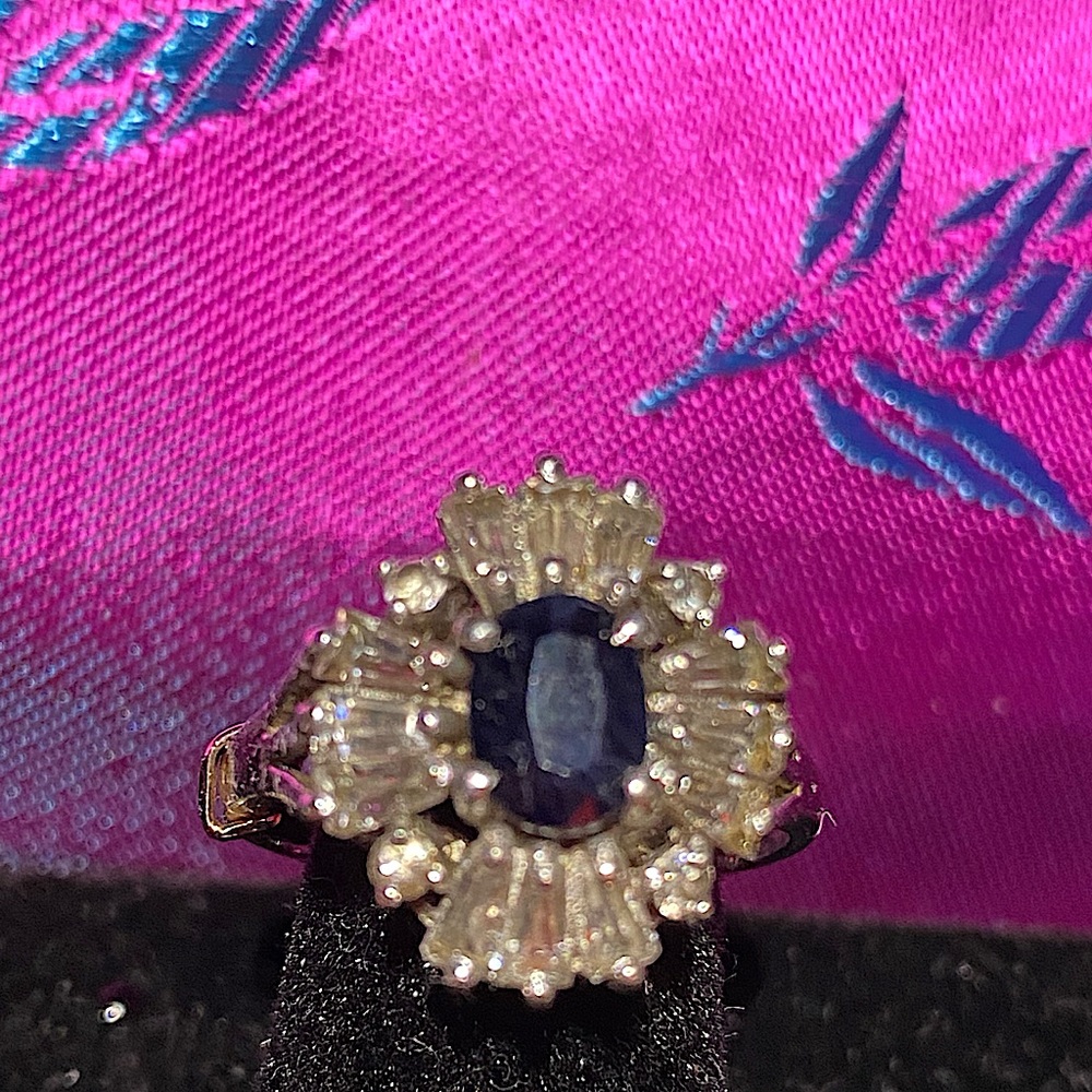Synthetic Blue Sapphire and Cubic Zirconia Ring - Picture 4 of 5